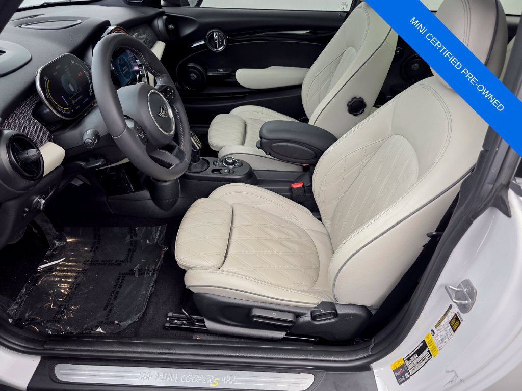 Used 2024 MINI Cooper SE FWD image 9