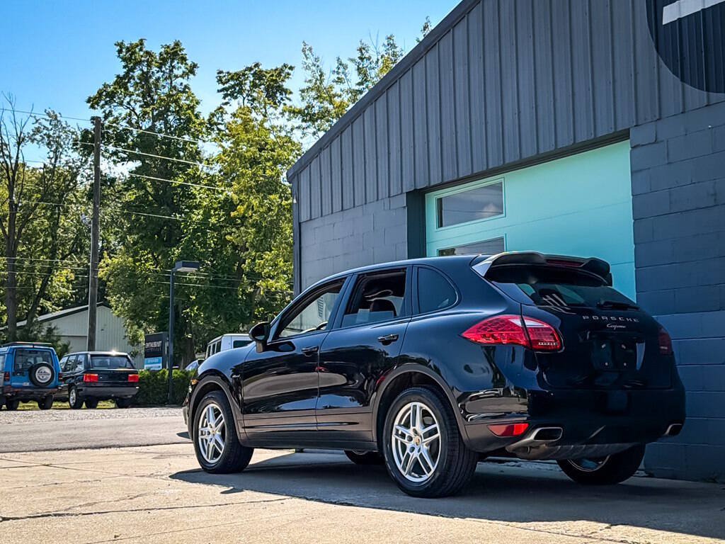 Used 2014 Porsche Cayenne Diesel AWD/4WD image 4