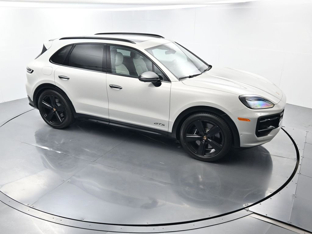 Certified 2026 Porsche Cayenne GTS image 42