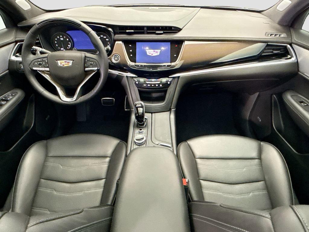 Used 2025 Cadillac XT6 Sport w/ Platinum Package AWD/4WD image 13