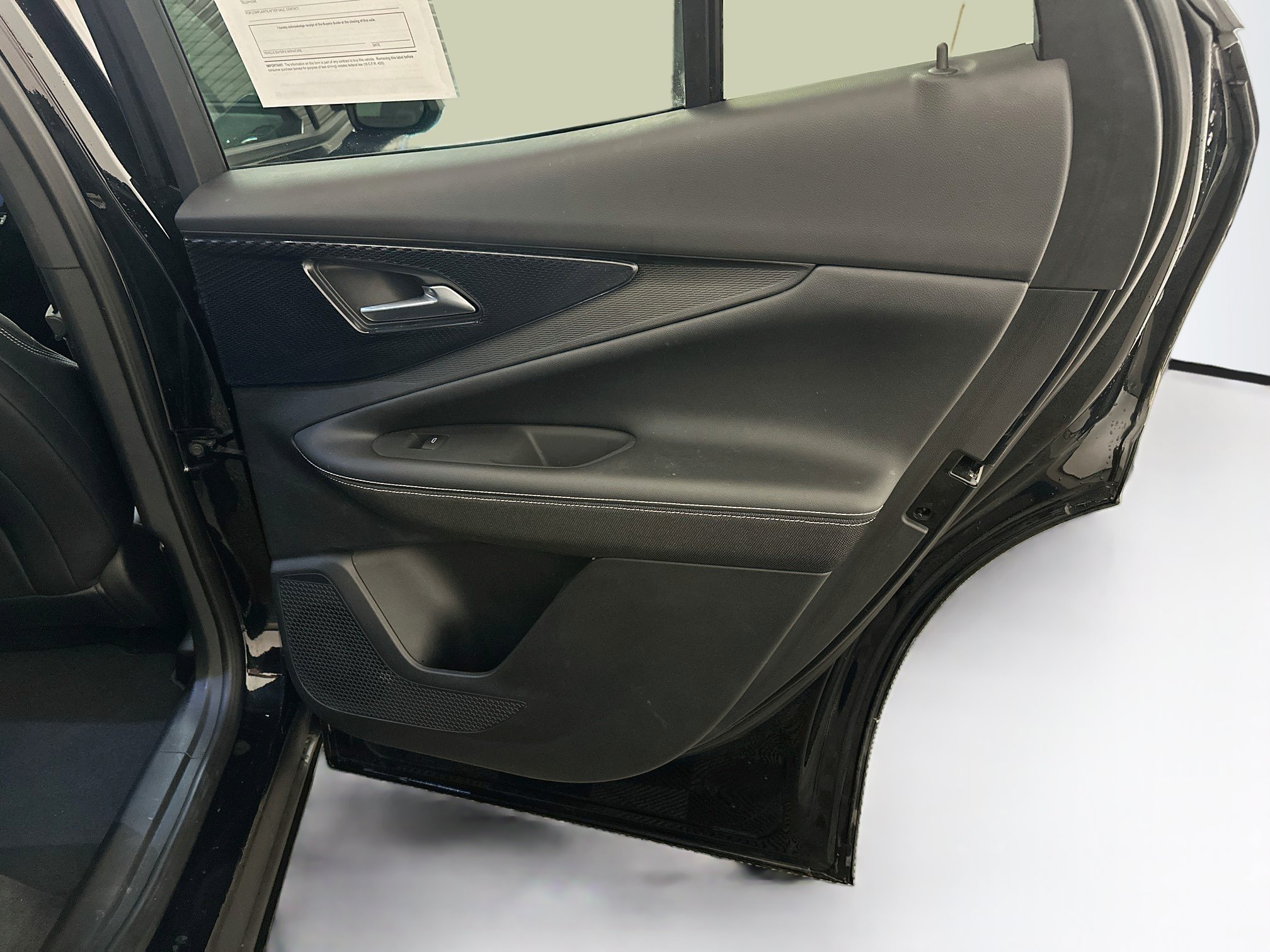 Used 2024 Chevrolet Blazer EV LT AWD/4WD image 32