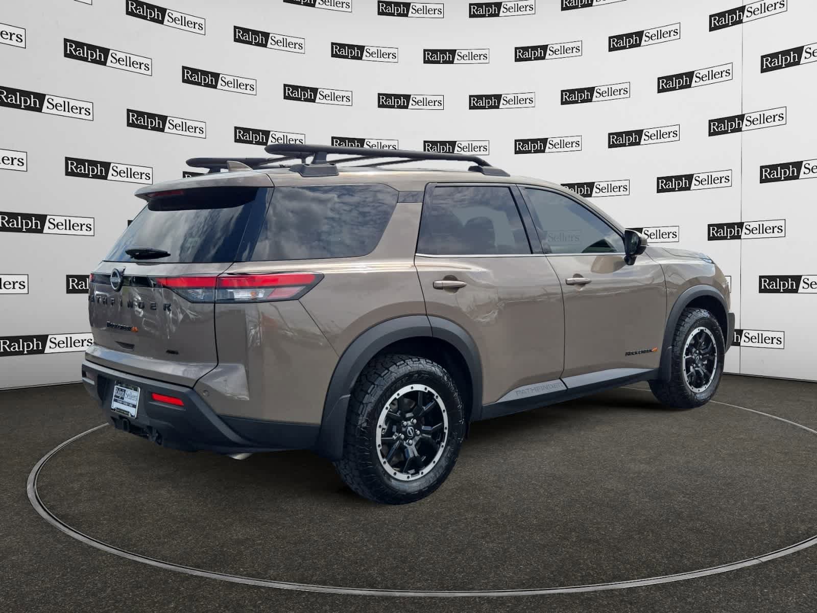 Used 2025 Nissan Pathfinder Rock Creek AWD/4WD image 6