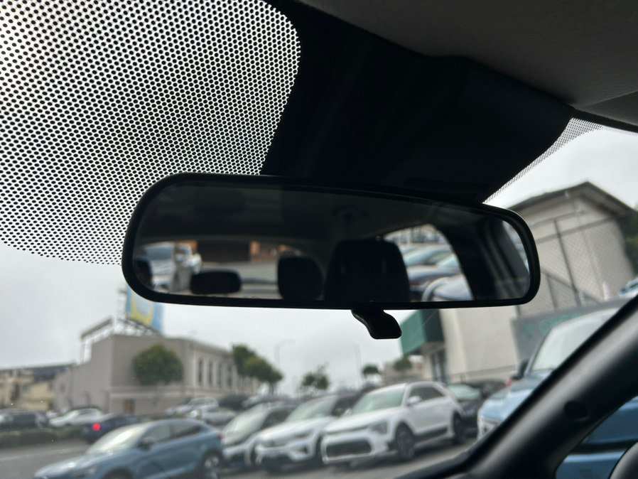Used 2025 Nissan Leaf S FWD image 24