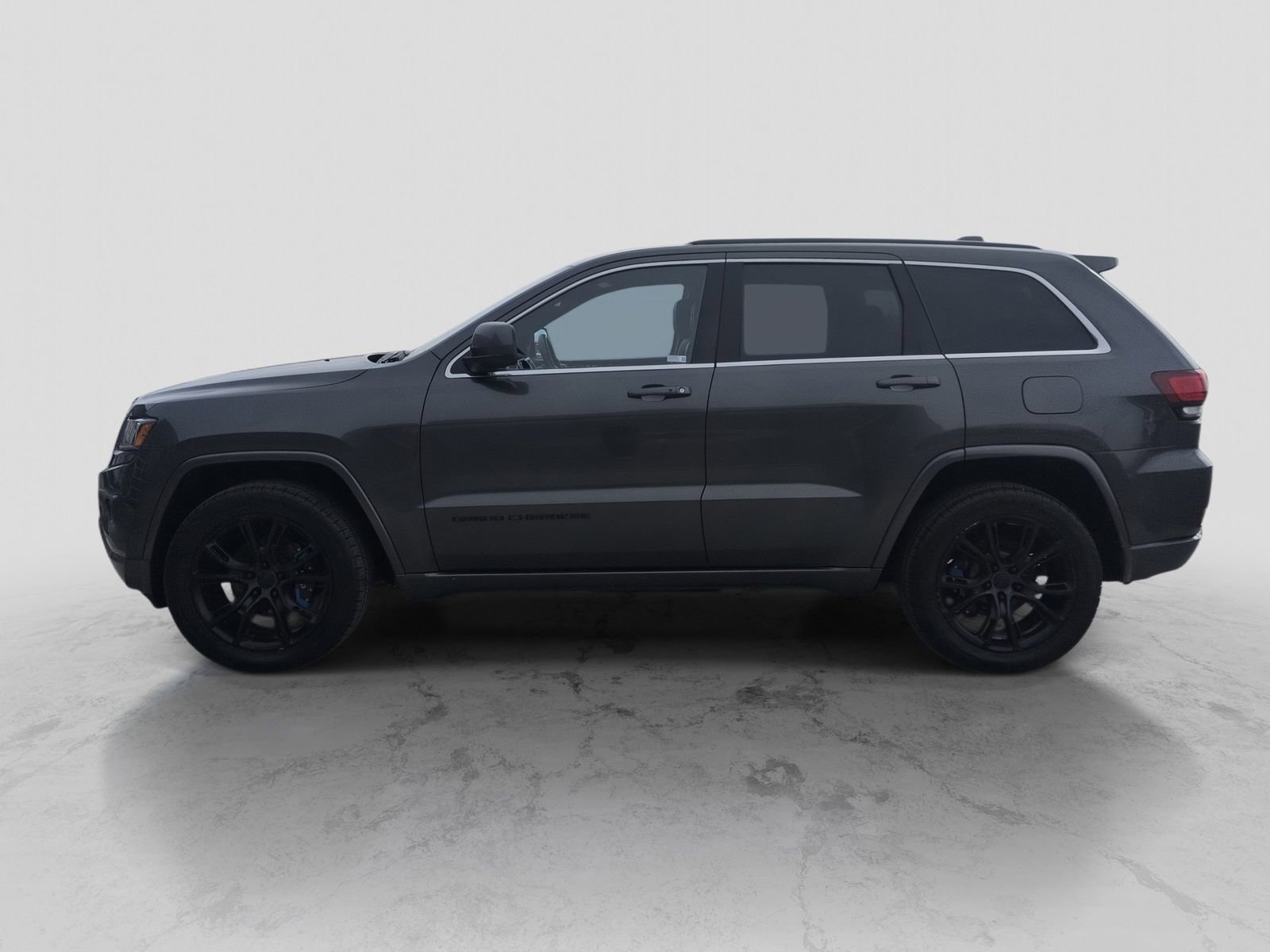 Used 2015 Jeep Grand Cherokee Altitude image 3