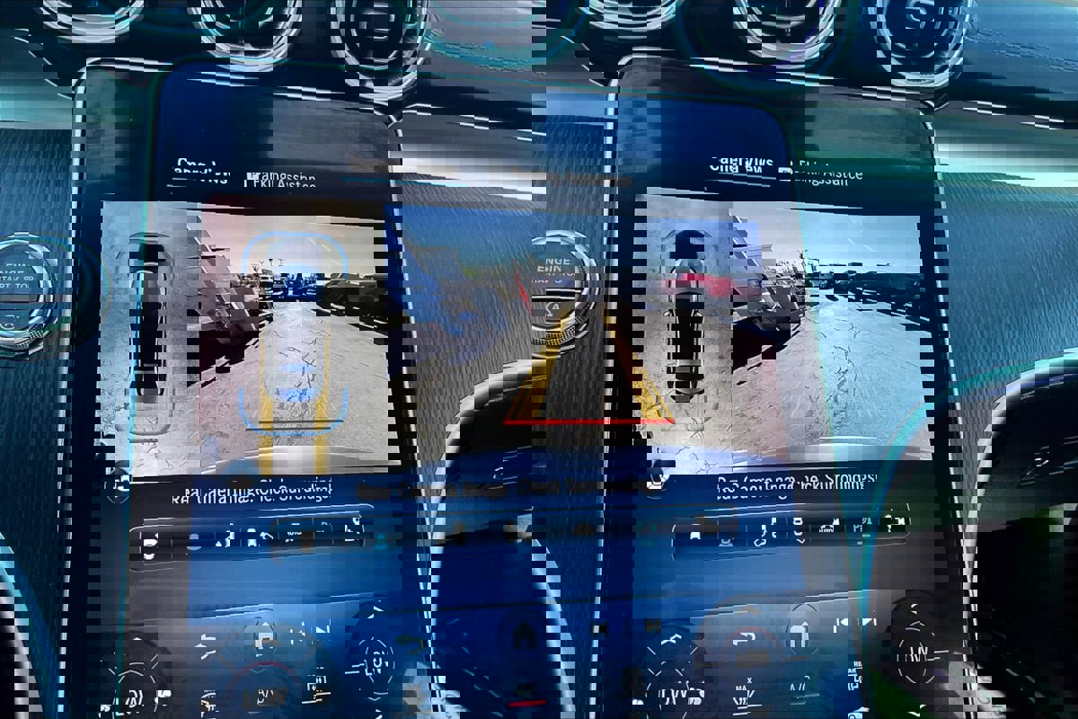 Used 2023 Mercedes-Benz C 300 Sedan w/ AMG Line w/ Night Package image 17