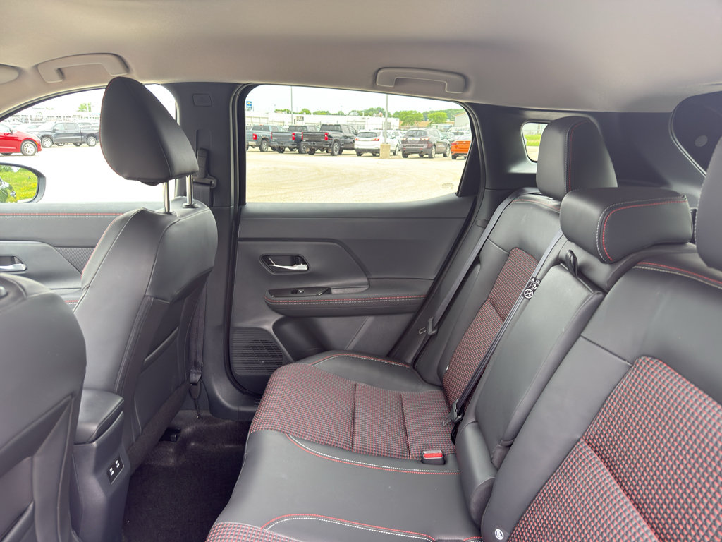Certified 2025 Nissan Kicks SR AWD/4WD image 32