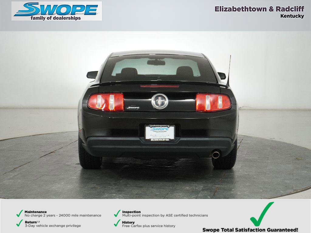 Used 2010 Ford Mustang Coupe image 4