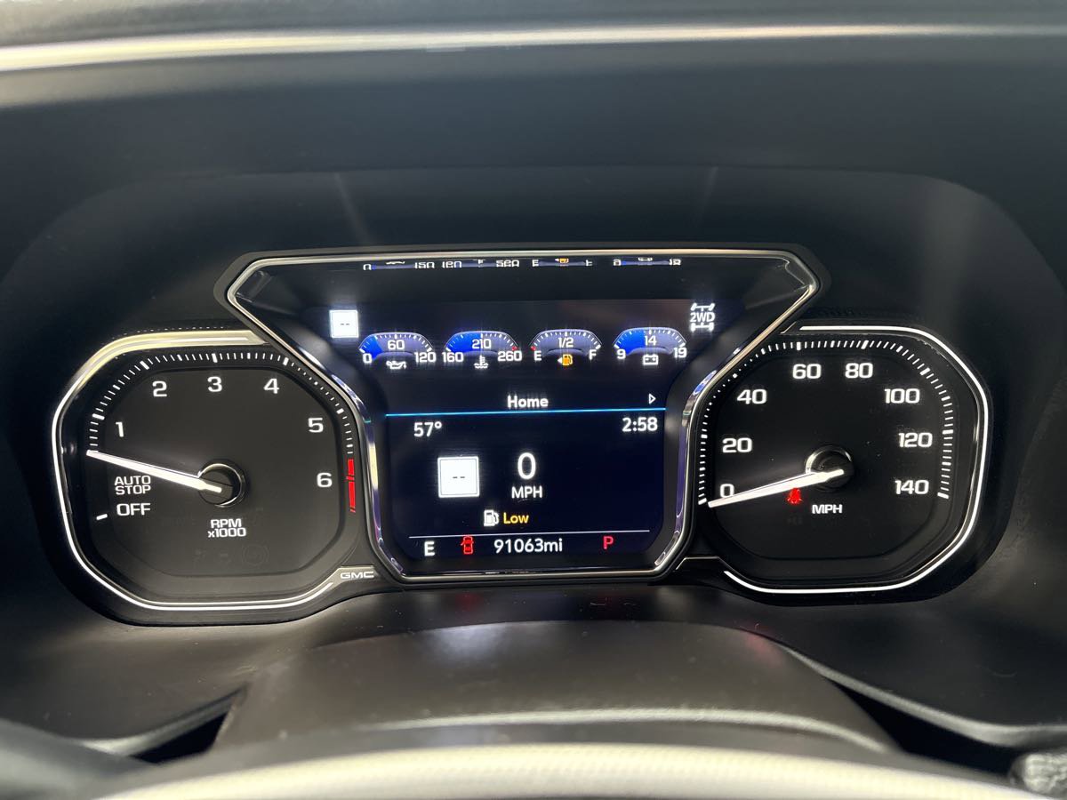 Used 2021 GMC Yukon Denali w/ Denali Premium Package image 26