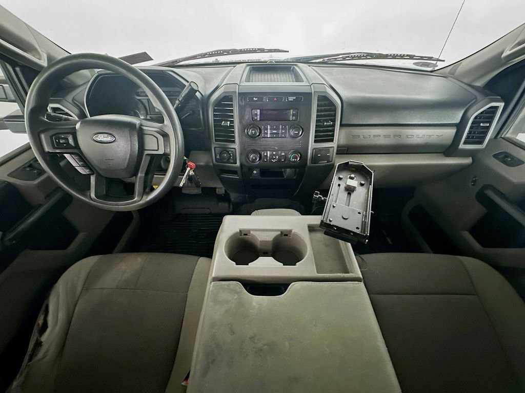 Used 2019 Ford F350 XL w/ Power Equipment Group image 10