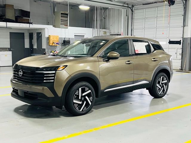 Used 2025 Nissan Kicks SV FWD image 14