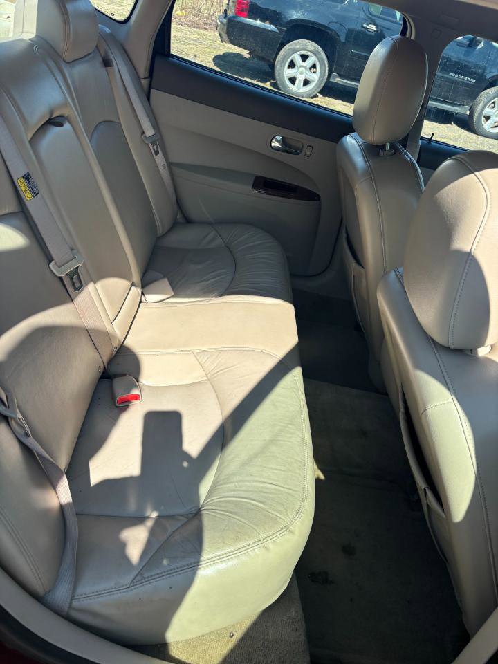 Used 2006 Buick LaCrosse CXL w/ Driver Confidence Package image 23