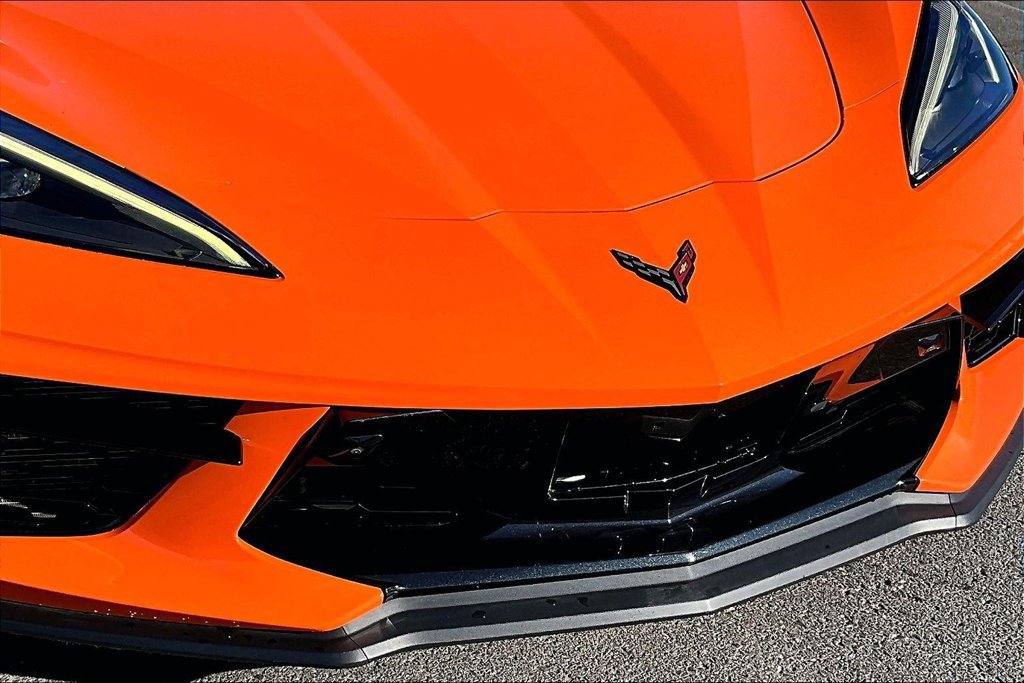 Used 2022 Chevrolet Corvette Stingray Premium Conv w/ Z51 Performance Package RWD image 30