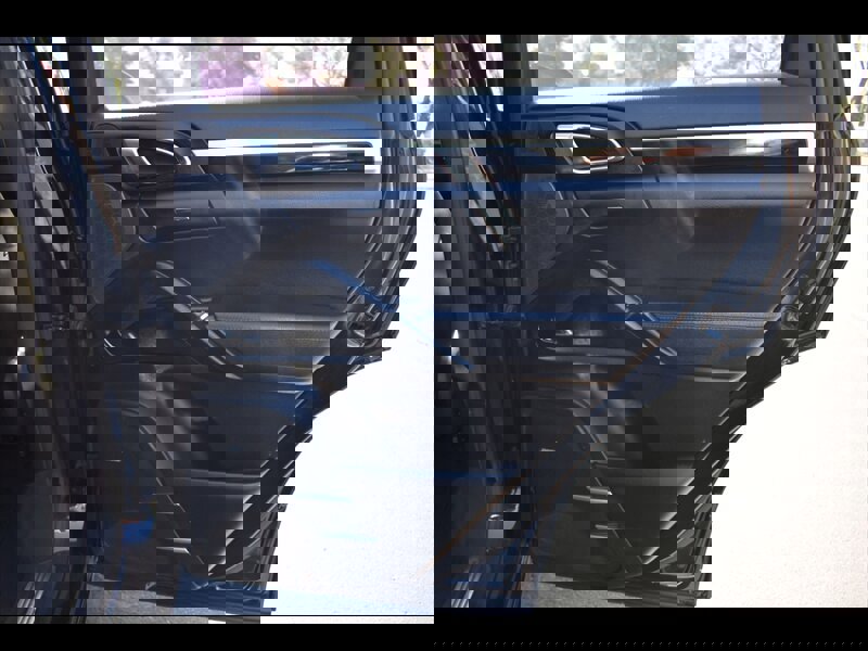 Used 2017 Porsche Cayenne S w/ Premium Package image 28