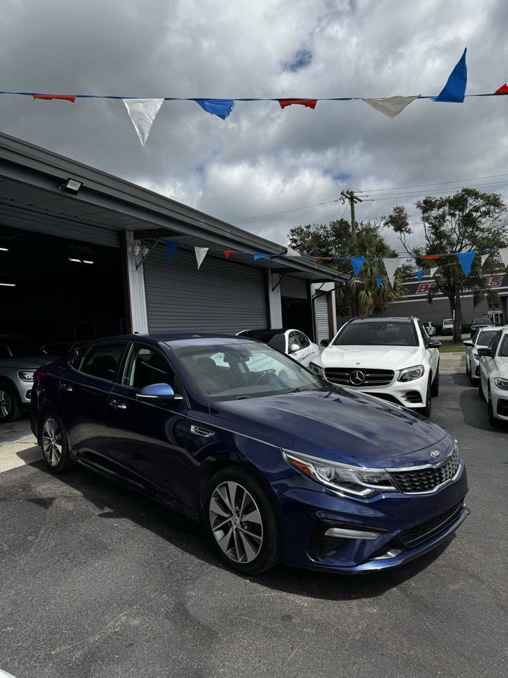 Used 2019 Kia Optima S FWD image 2