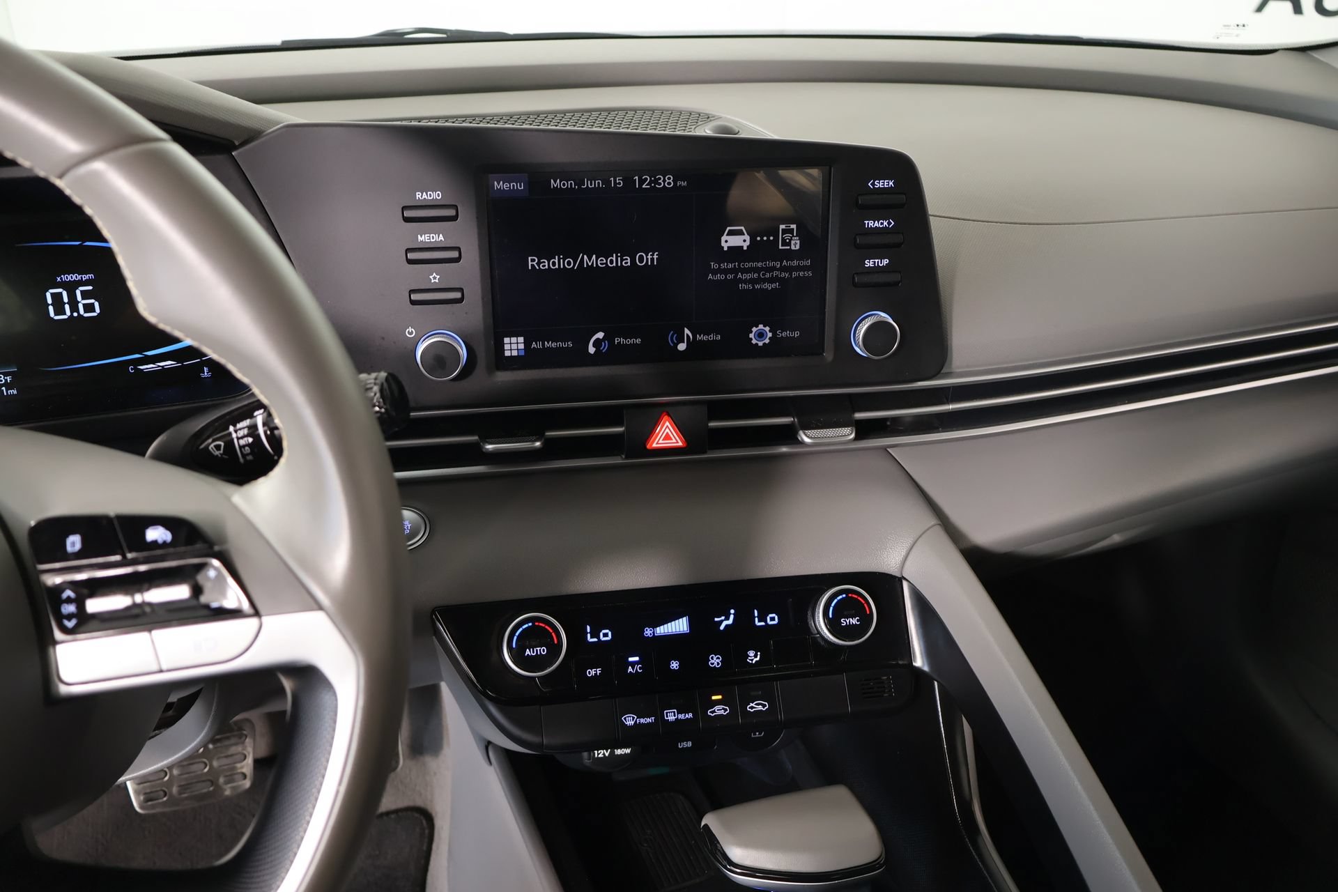 Certified 2025 Hyundai Elantra Sport FWD image 5
