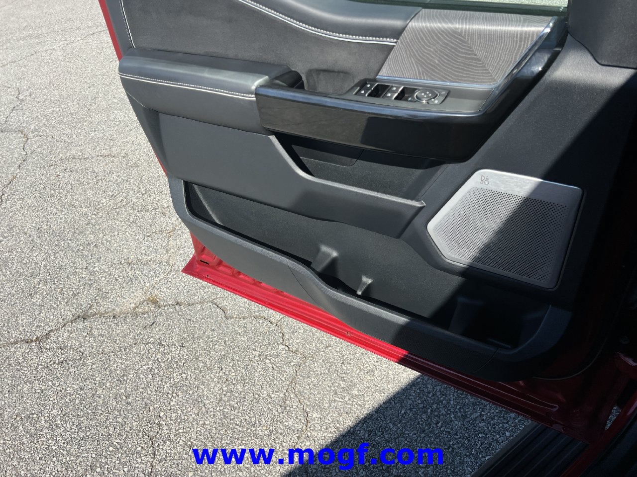 Certified 2023 Ford F150 Lightning Platinum AWD/4WD image 19