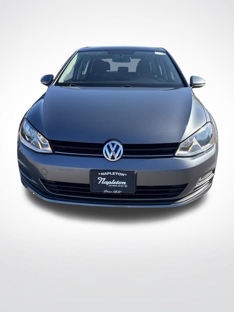 Used 2016 Volkswagen Golf S FWD image 3
