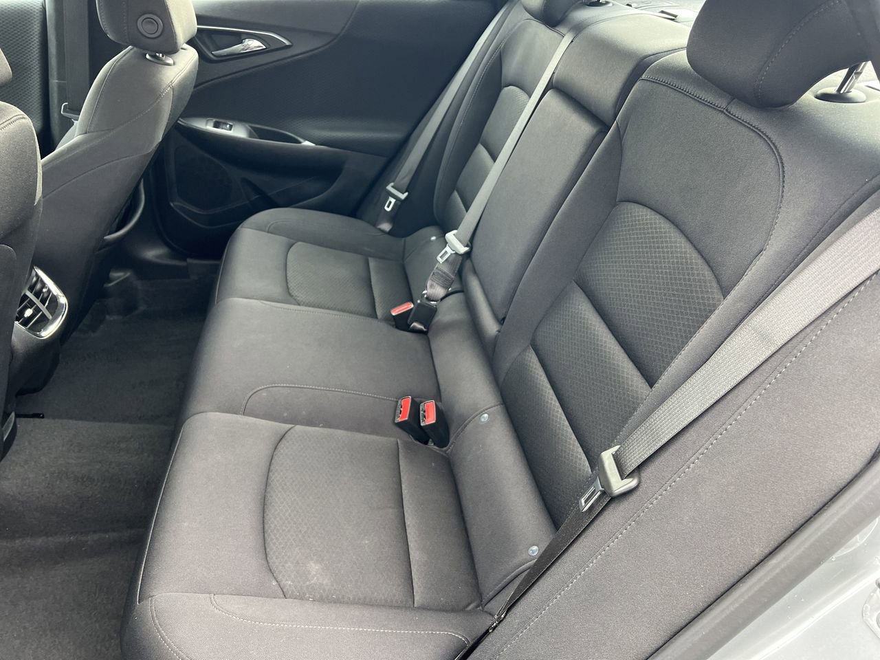 Used 2025 Chevrolet Malibu LT image 27