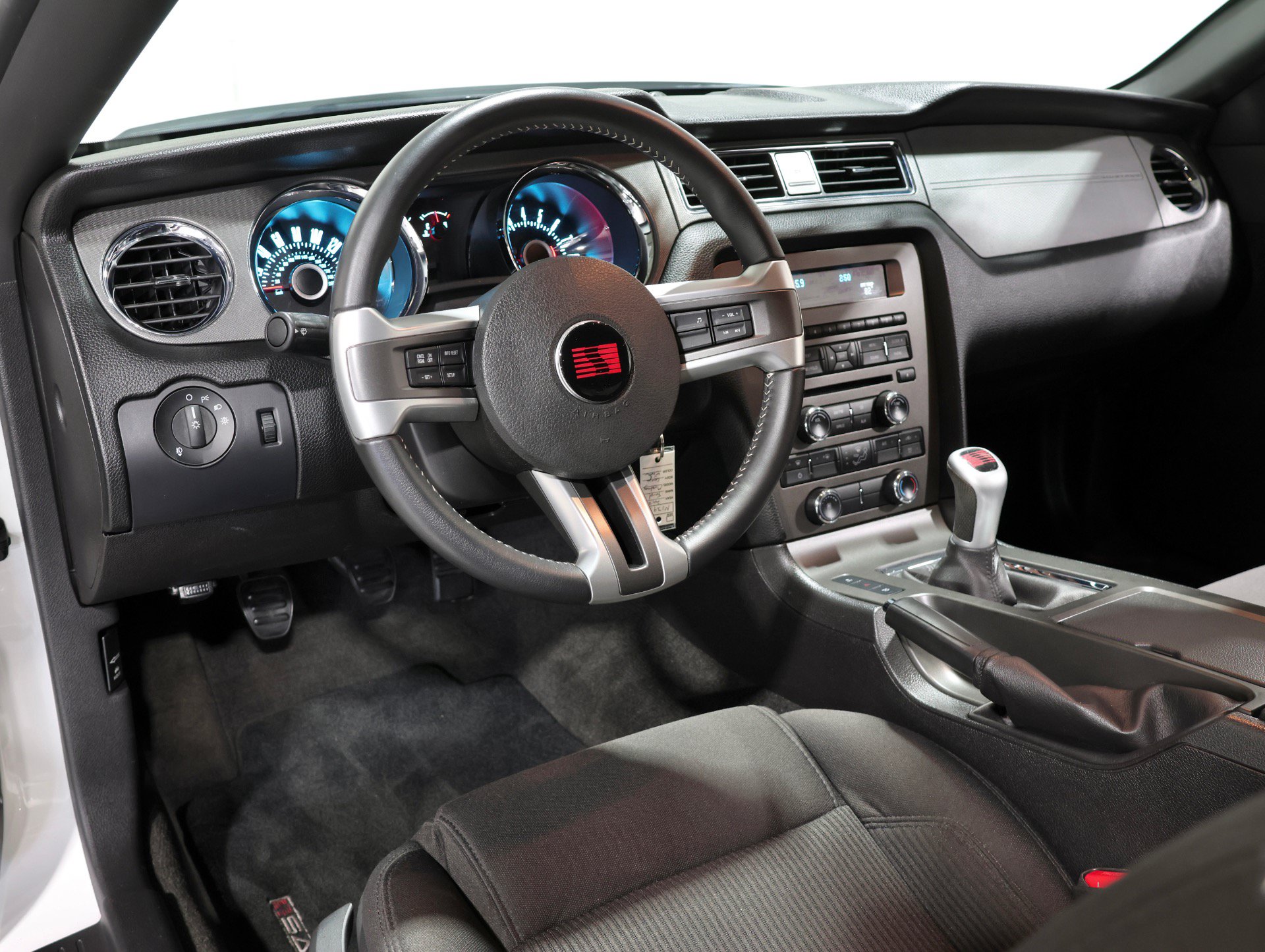 Used 2013 Ford Mustang GT RWD image 52