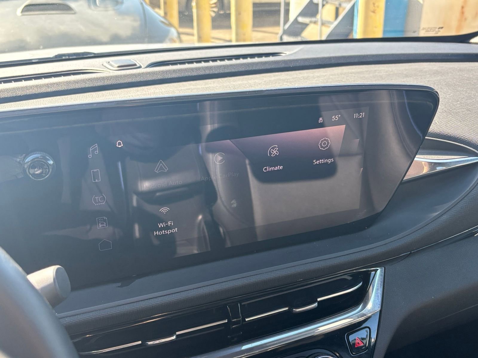 Used 2025 Buick Envista Sport Touring image 20