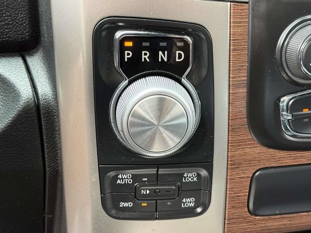 Used 2017 RAM 1500 Laramie w/ Convenience Group AWD/4WD image 18