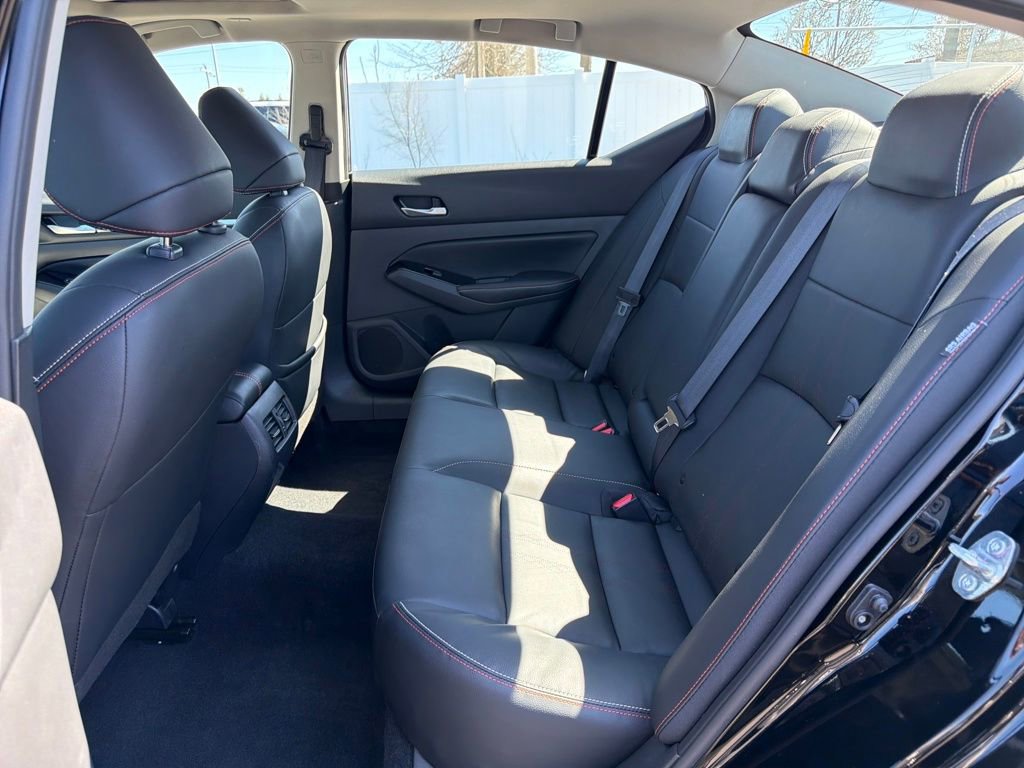 Used 2024 Nissan Altima 2.0 SR image 31