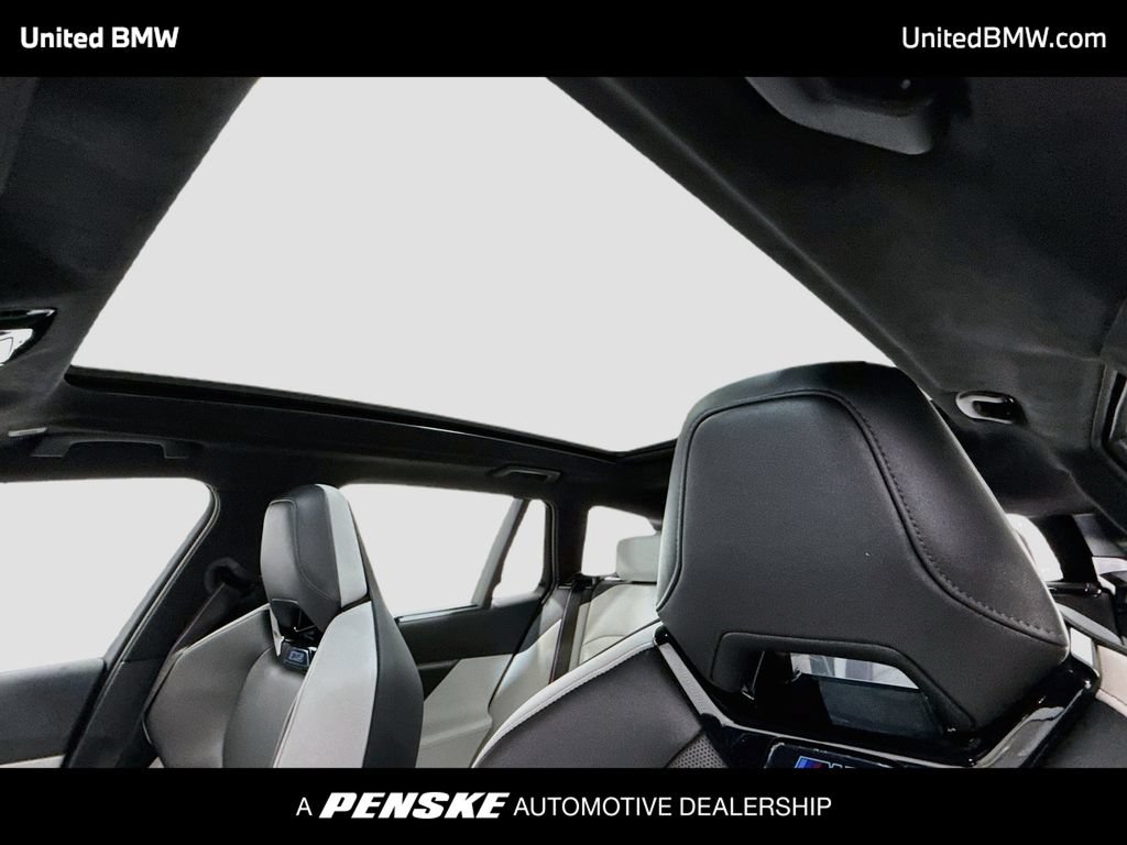 New 2027 BMW M5 Touring AWD/4WD image 19