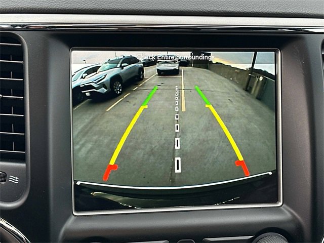 Used 2018 Jeep Grand Cherokee Overland image 4