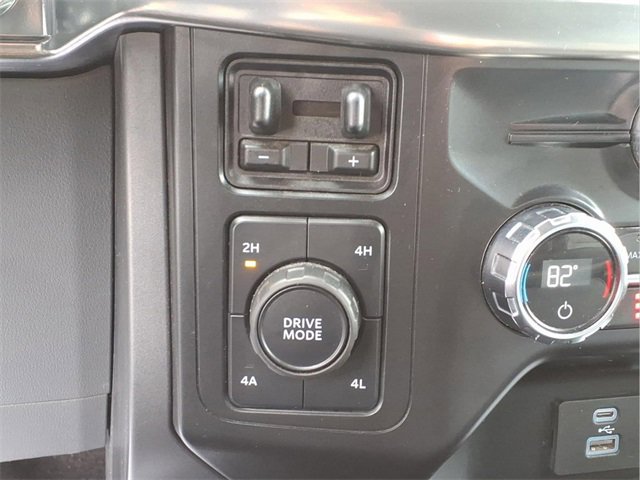 Used 2021 Ford F150 Lariat w/ Trailer Tow Package image 11