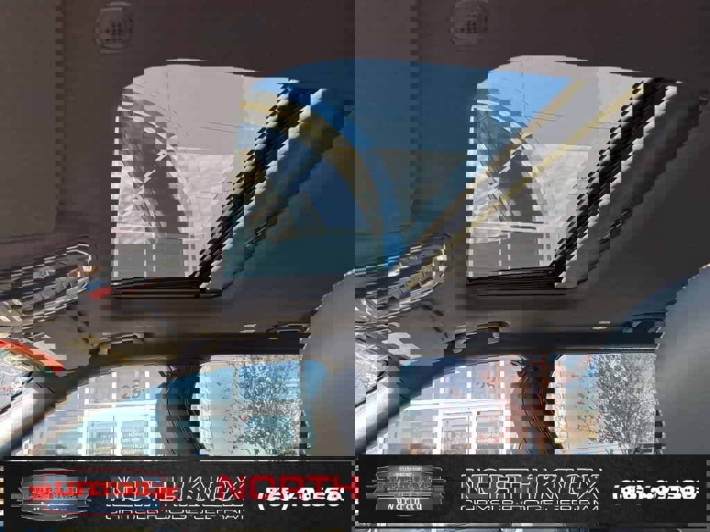 New 2025 Jeep Grand Cherokee L Altitude image 12