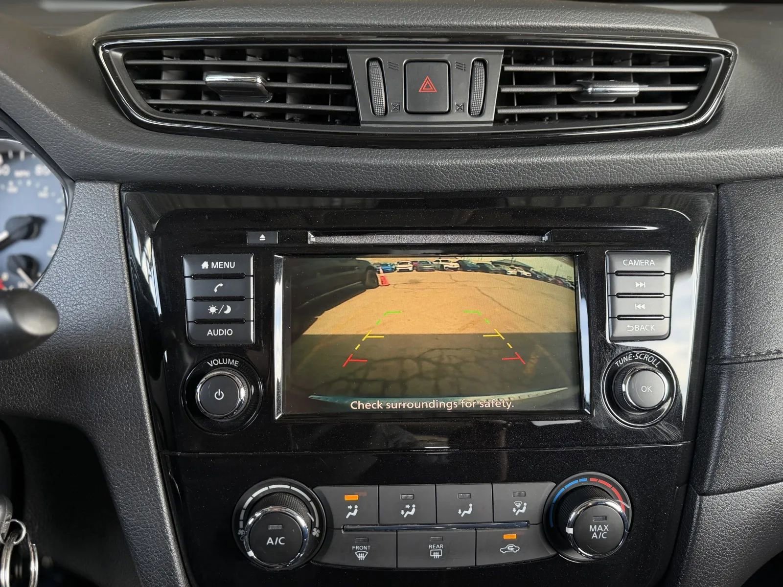 Used 2020 Nissan Rogue S w/ Special Edition Package image 29