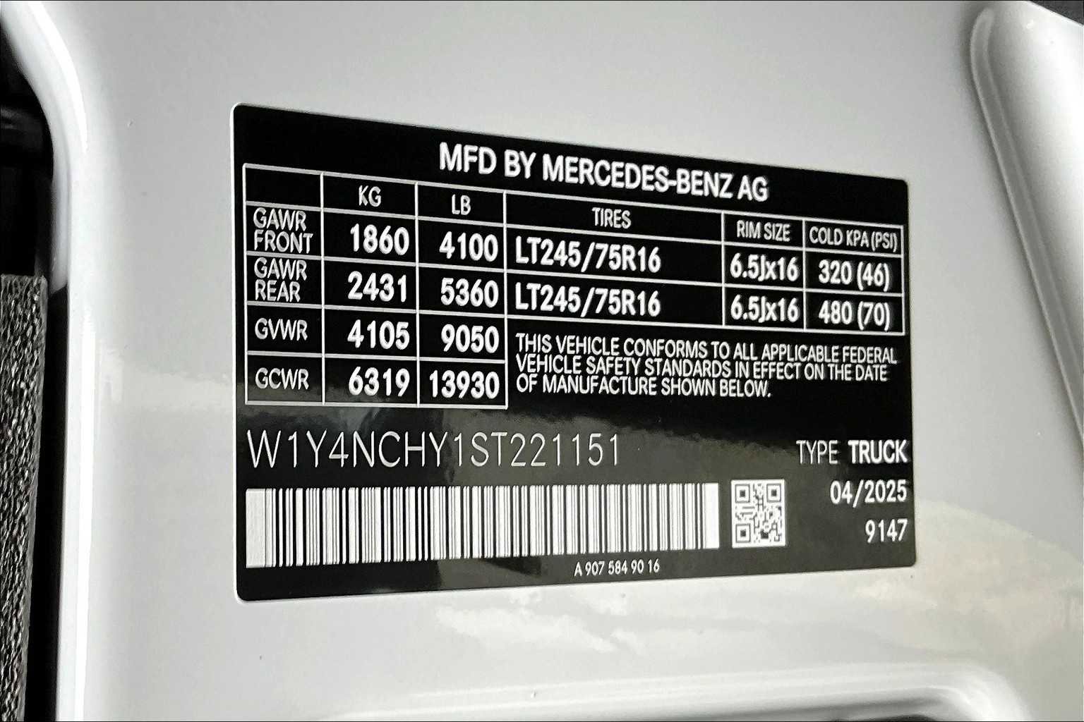 New 2025 Mercedes-Benz Sprinter 2500 image 13