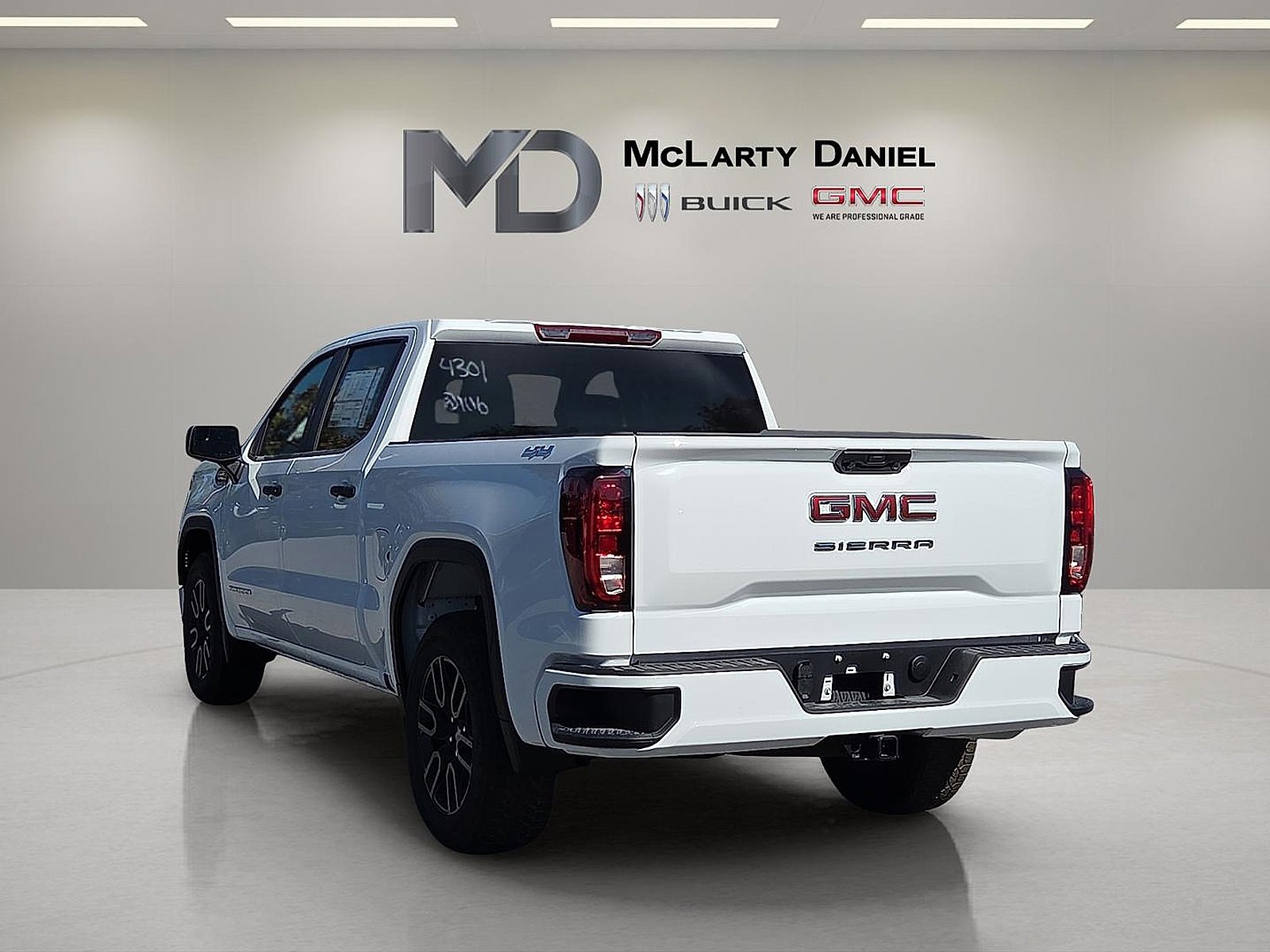 New 2026 GMC Sierra 1500 Pro w/ Graphite Edition image 4