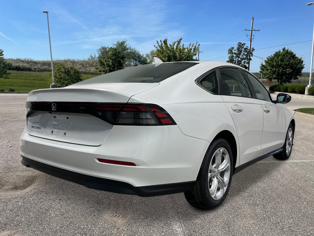 New 2026 Honda Accord LX image 7