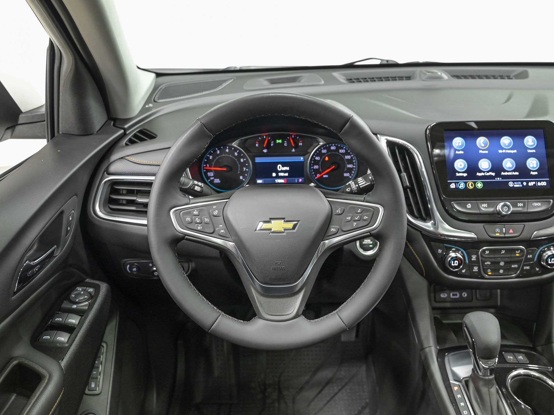 Used 2023 Chevrolet Equinox Premier FWD image 17