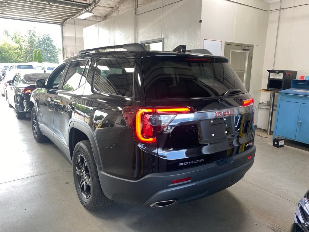 Used 2023 GMC Acadia AT4 w/ Technology Package AWD/4WD image 3