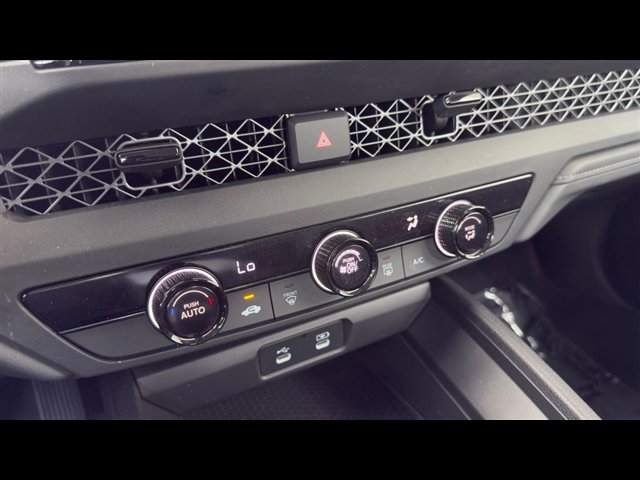 Certified 2023 Honda Accord LX image 27