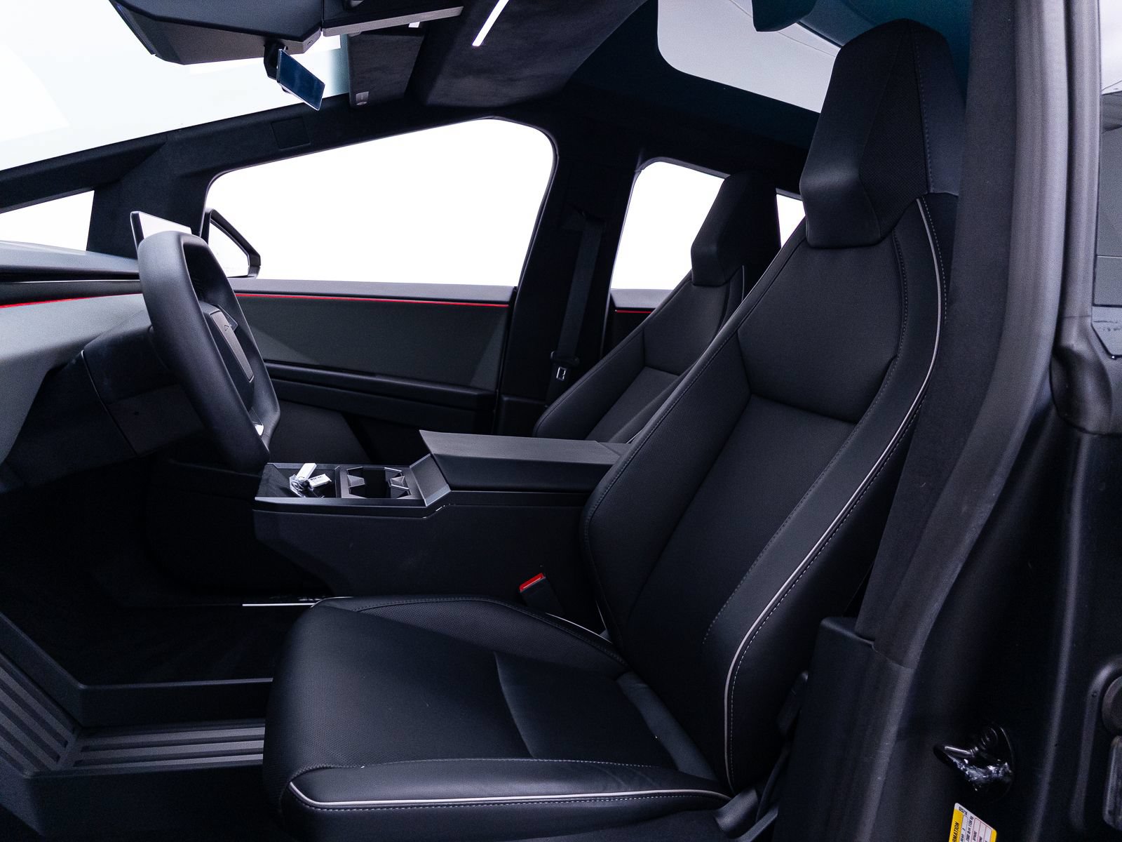 Used 2024 Tesla Cybertruck AWD Crew Cab image 20