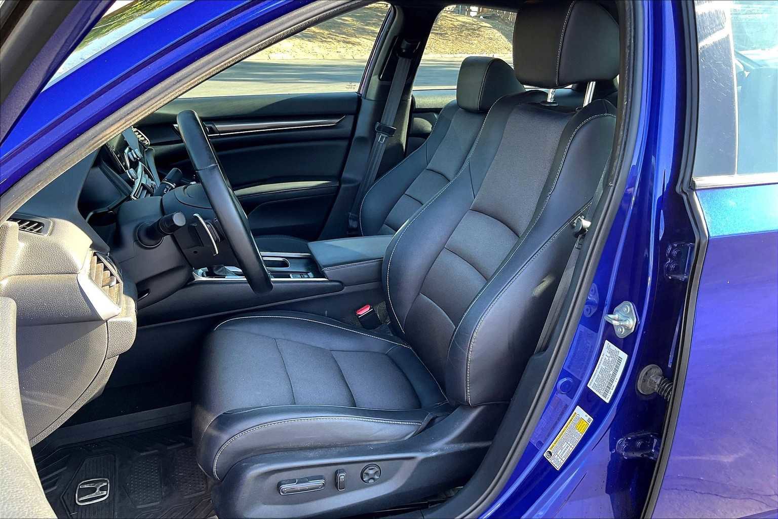 Used 2020 Honda Accord Sport image 27