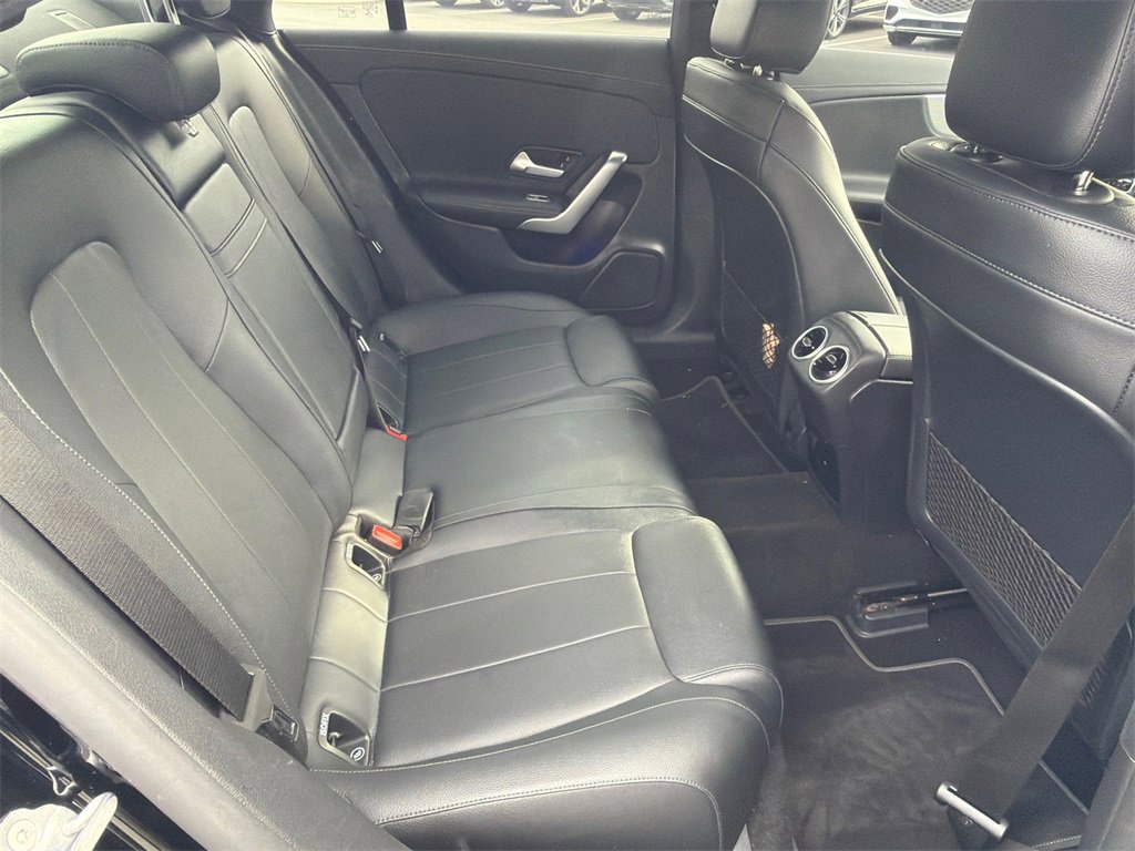 Used 2021 Mercedes-Benz CLA 250 image 15