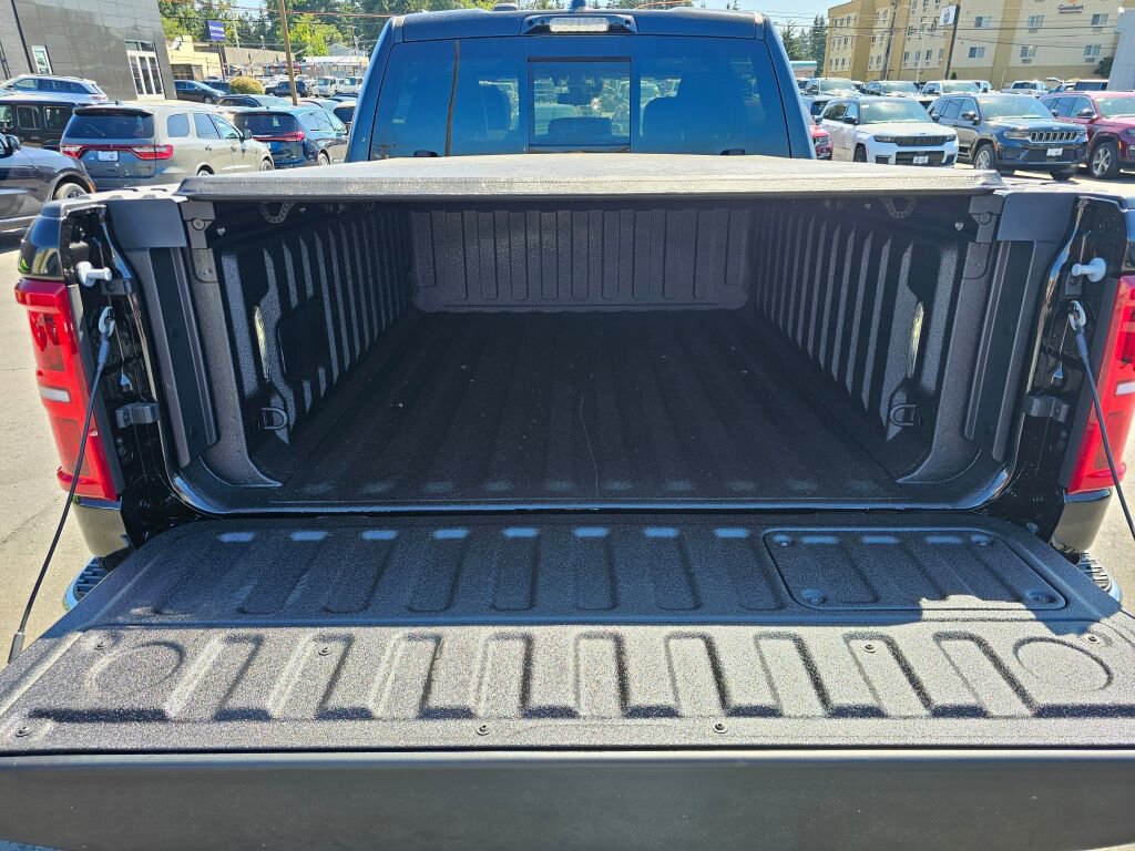 New 2025 RAM 1500 Limited image 15