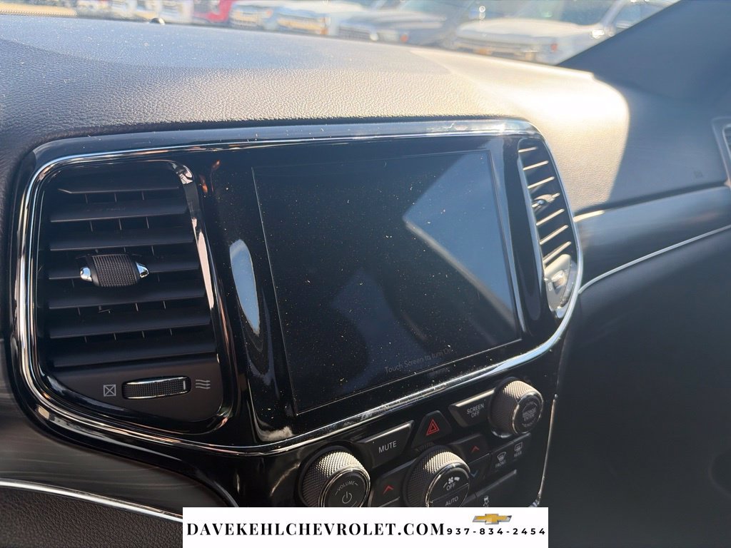 Used 2020 Jeep Grand Cherokee Limited AWD/4WD image 13