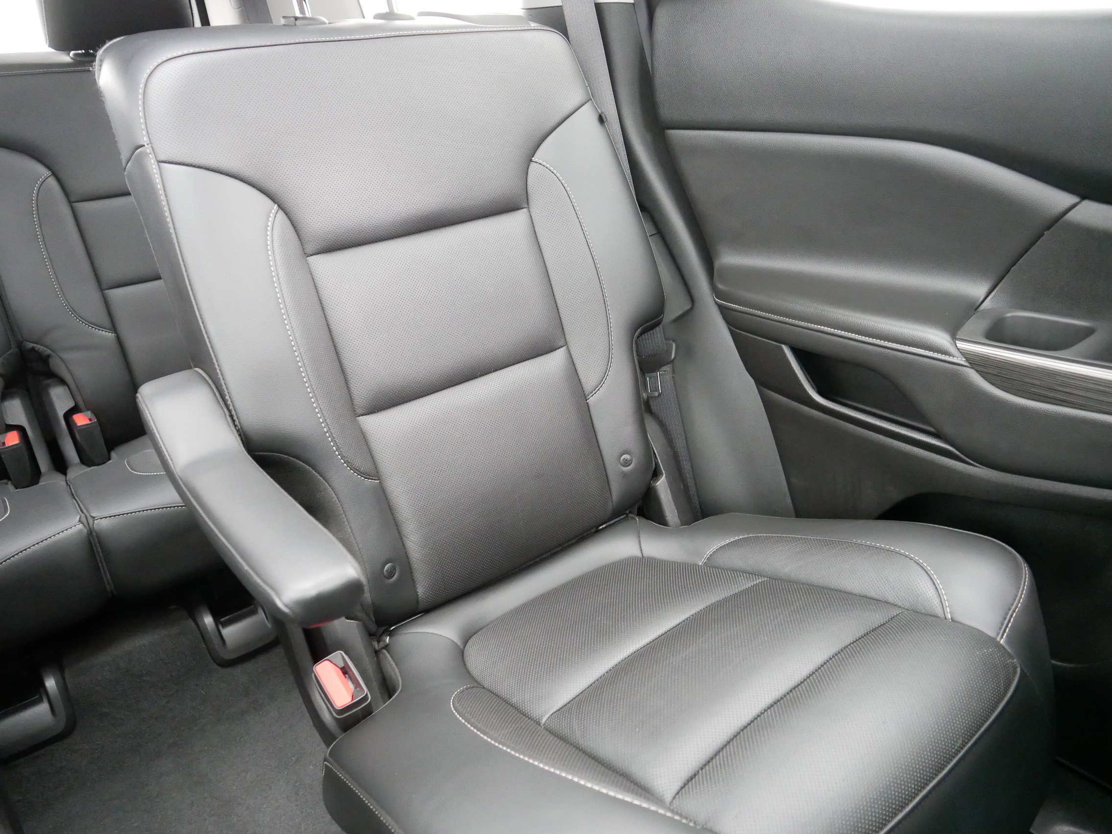 Used 2018 GMC Acadia SLT image 14