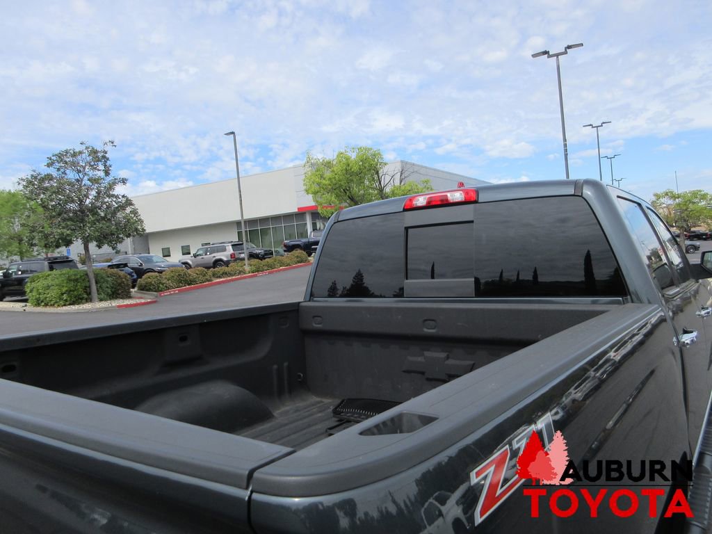 Used 2017 Chevrolet Silverado 1500 LTZ Z71 w/ LTZ Plus Package image 9