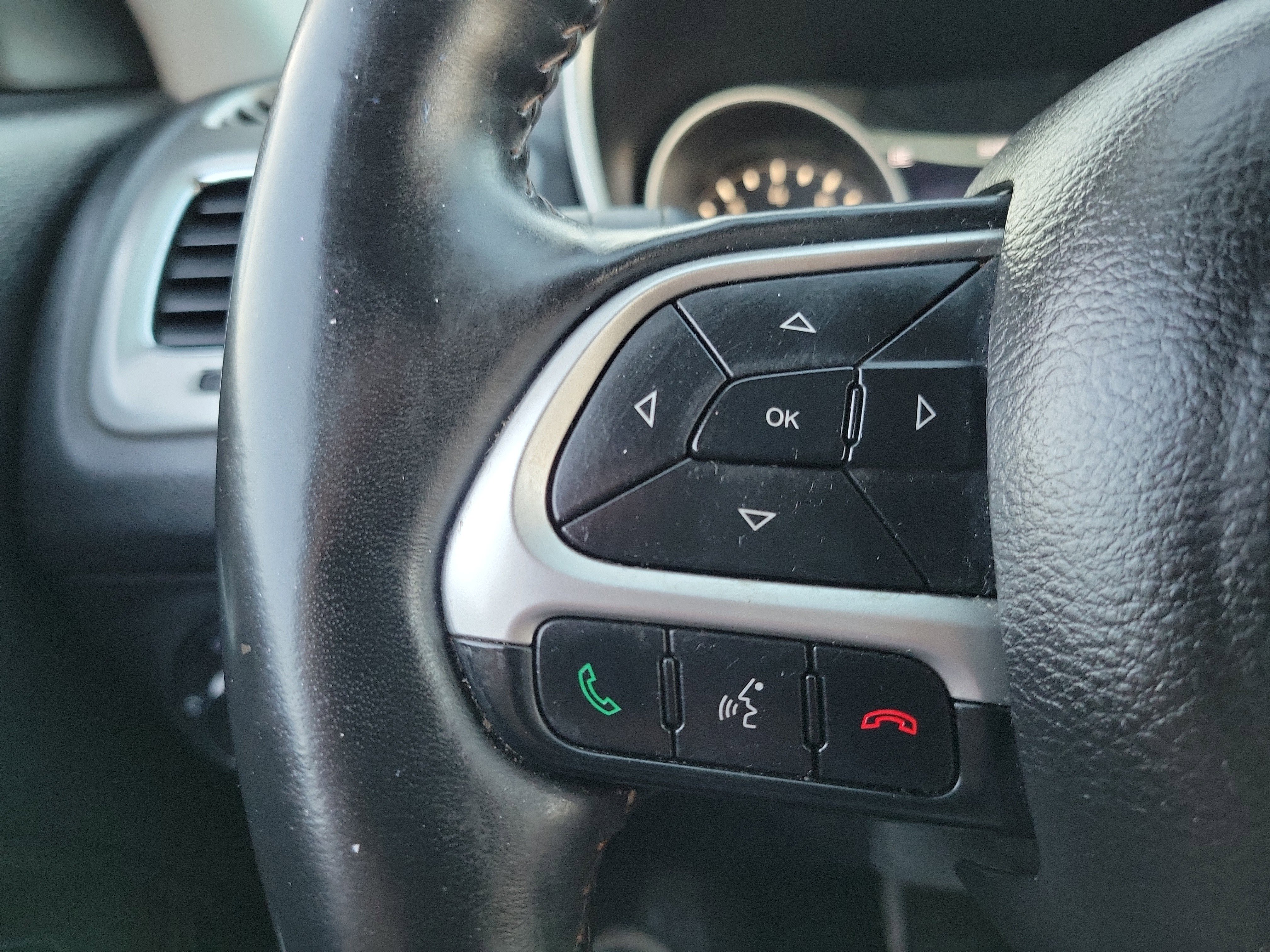 Used 2018 Jeep Compass Latitude w/ Popular Equipment Group image 7