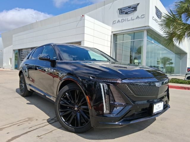 New 2026 Cadillac Lyriq Sport image 1