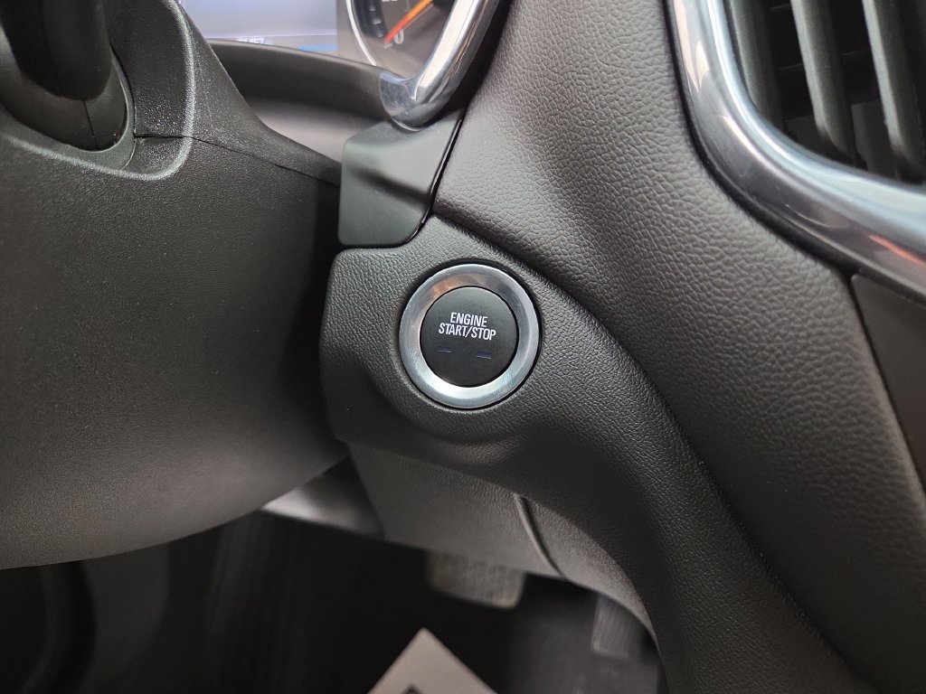 Used 2024 Chevrolet Equinox LT AWD/4WD image 17