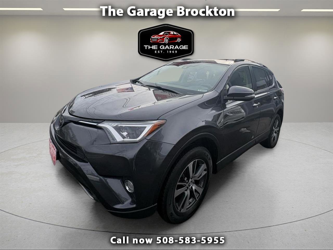 Used 2018 Toyota RAV4 XLE image 1