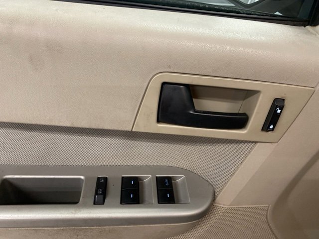 Used 2010 Ford Escape 4WD Hybrid image 26