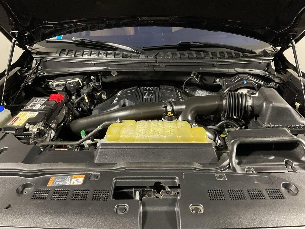 Used 2019 Lincoln Navigator L Reserve image 9